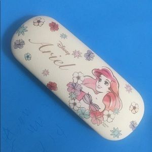 Ariel glasses case